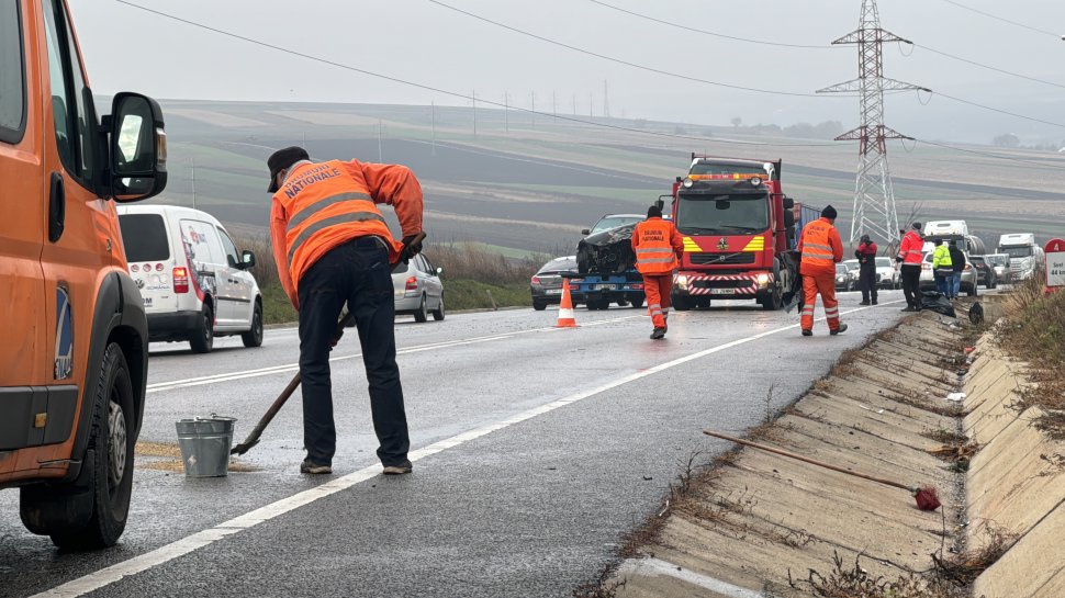 Accident rutier produs între un autoturism și o camionetă; cei doi șoferi au scăpat ca prin minune 5306