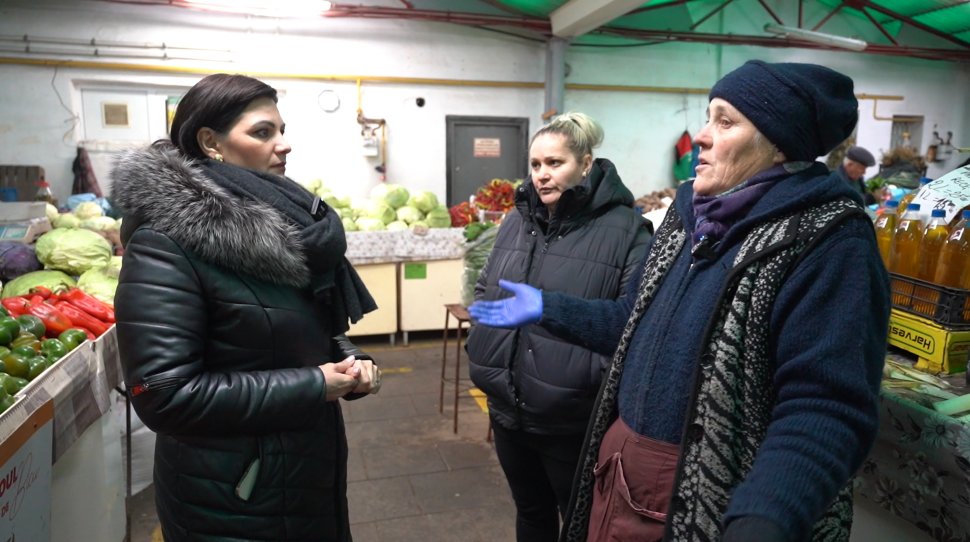 Larisa Blanari, alături de producătorii din piața agroalimentară