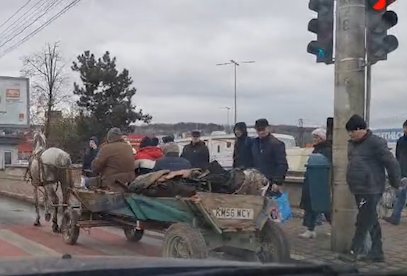 A ieșit cu decapotabila, cu un „cal putere”, la plimbare prin municipiul Suceava