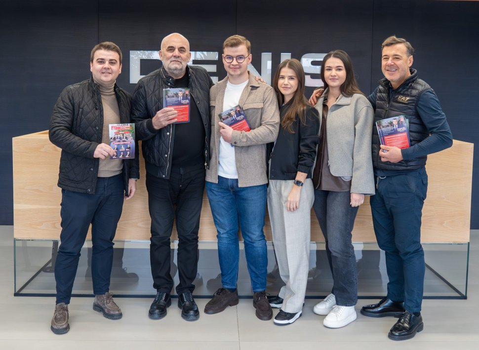 Președintele Consiliului Județean Suceava, Gheorghe Șoldan, dar și primarul Vasile Rîmbu, în vizită la o fabrică de încălțăminte 5559