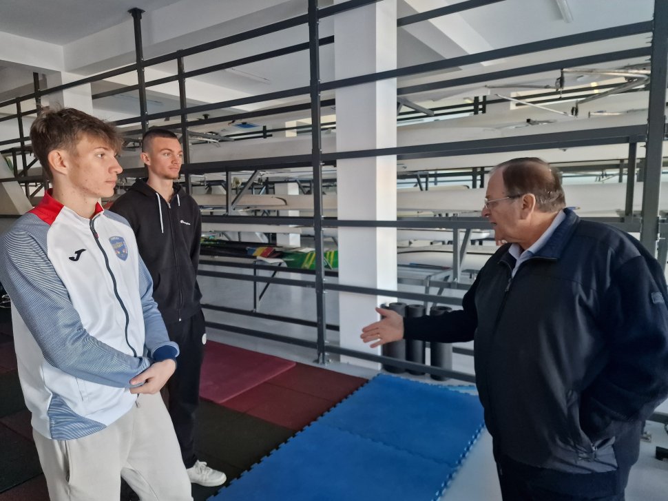 Gheorghe Flutur, alături de mai mulți liberali suceveni, a vizitat duminică sala de antrenament Nada Florilor din Fălticeni 5650