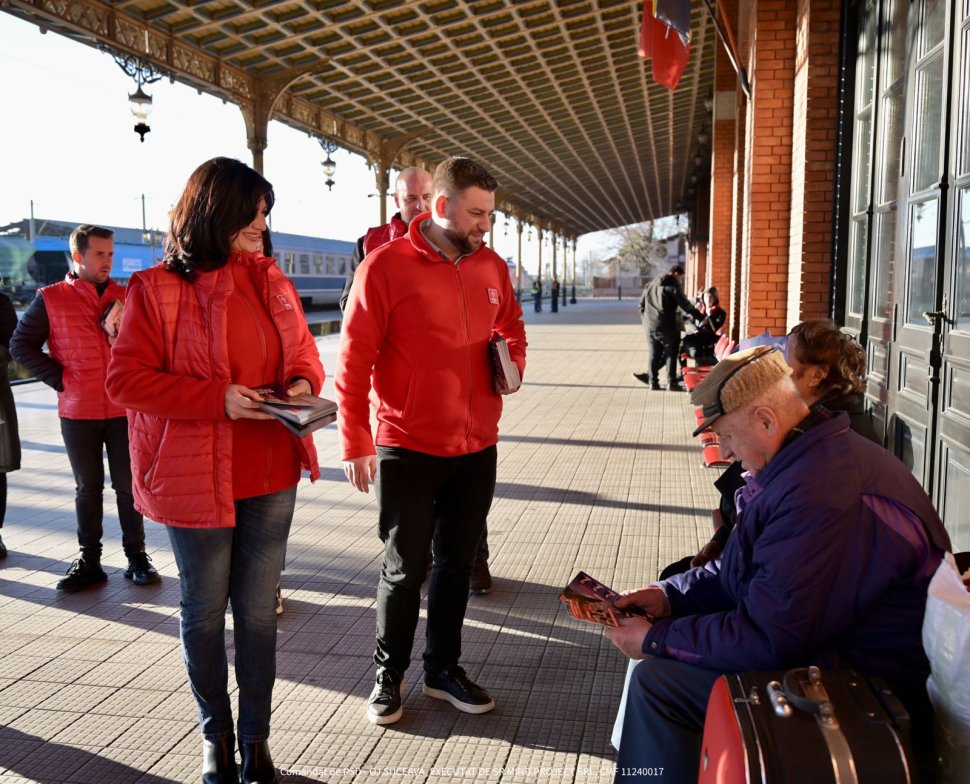 Social-democrații suceveni, în Burdujeni: Discuții cu locuitorii despre creșterea salariului minim și a pensiilor 5631