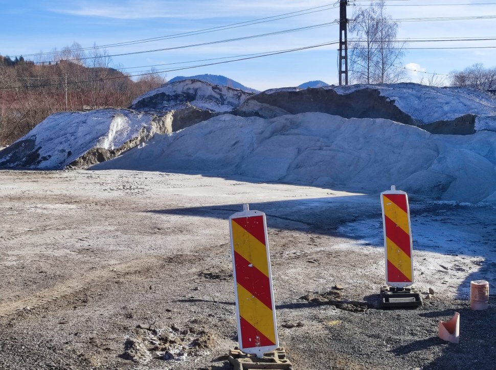 Suceava, pregătită pentru iarnă: stocuri mari de sare și utilaje gata de acțiune 5832