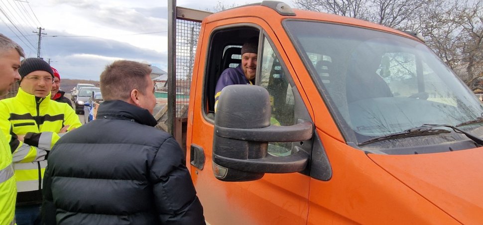 Șoldan:” S-a dat startul asfaltării pe DJ 208D, în comuna Hănțești, după 17 ani de așteptare” 5939