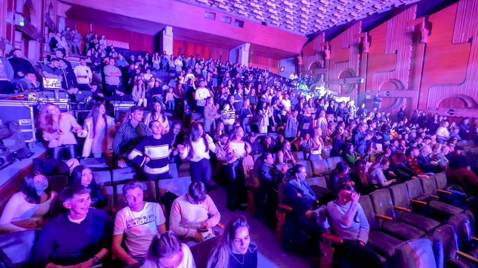 Balul Bobocilor USV: O seară de neuitat pentru tinerii studenți 6160