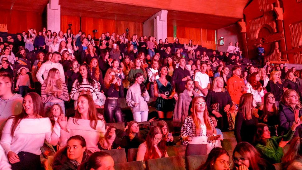 Balul Bobocilor USV: O seară de neuitat pentru tinerii studenți 6171