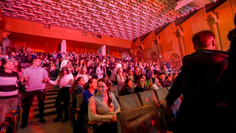 Balul Bobocilor USV: O seară de neuitat pentru tinerii studenți 6175