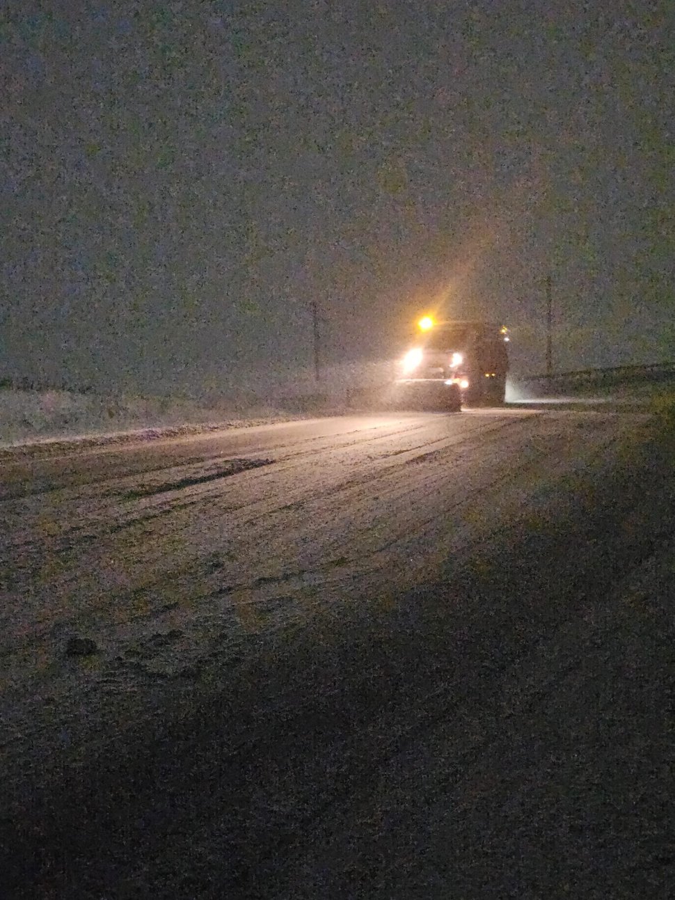 Circulație în condiții de iarnă pe drumurile din județ 5962