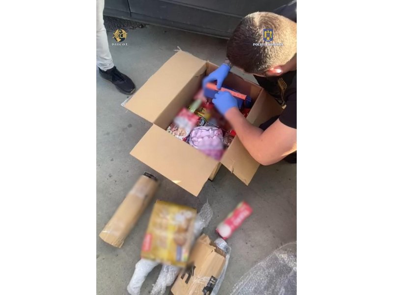 Operațiunea „BLIZZARD” – Poliția Română confiscă droguri și arme, 117 persoane arestate preventiv 6019