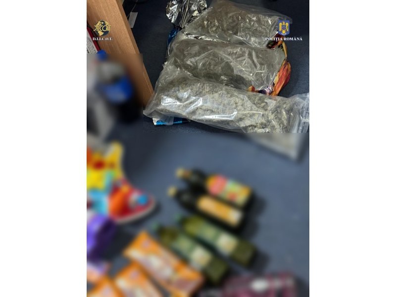 Operațiunea „BLIZZARD” – Poliția Română confiscă droguri și arme, 117 persoane arestate preventiv 6036