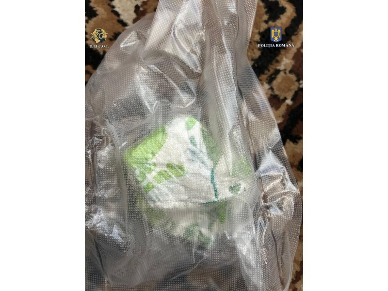 Operațiunea „BLIZZARD” – Poliția Română confiscă droguri și arme, 117 persoane arestate preventiv 6051