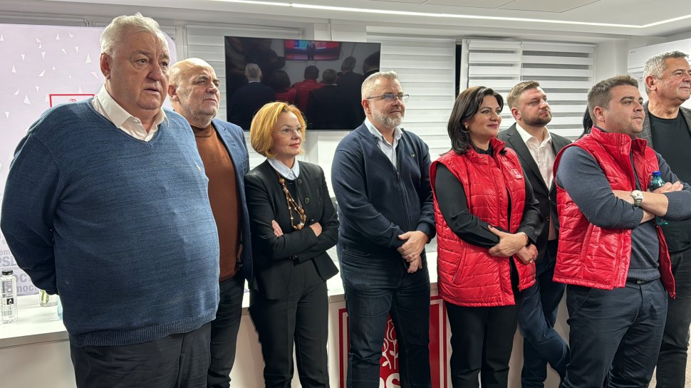 Reacții de la sediul PSD Suceava: Imagini surprinse la momentul prezentării exit-poll-urilor 6300