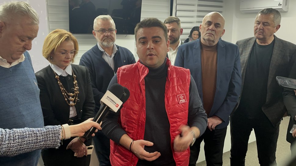 Reacții de la sediul PSD Suceava: Imagini surprinse la momentul prezentării exit-poll-urilor 6305