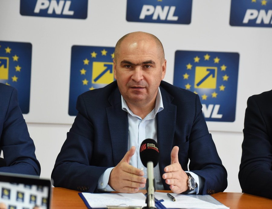 Liberalii se reinventează: Ilie Bolojan, liderul care preia frâiele partidului