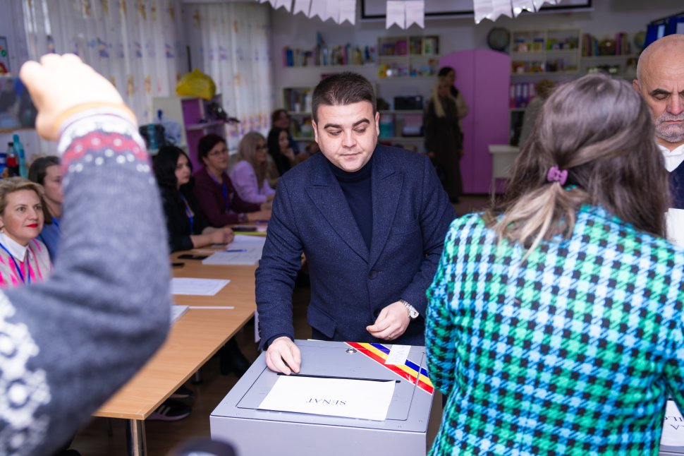 Gheorghe Șoldan și Vasile Rîmbu au votat pentru dezvoltarea Sucevei și un viitor echilibrat 6491