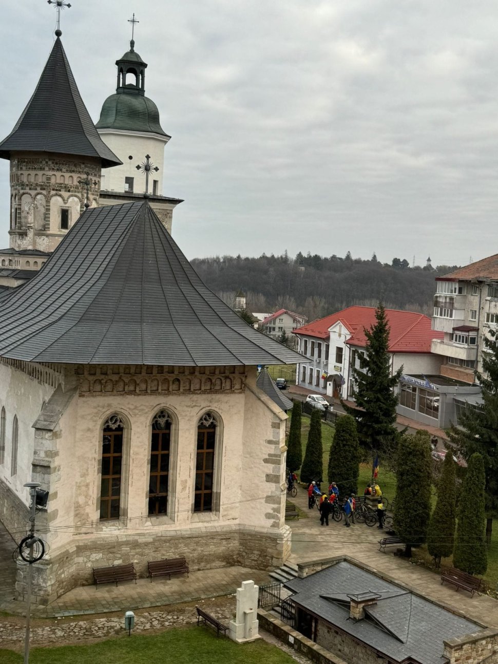 Promenada pe biciclete a tinerilor ATOS, un eveniment plin de energie și mândrie națională 6534