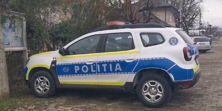 Polițiștii nemțeni cercetează un viol asupra unei minore de 13 ani care a rămas însărcinată