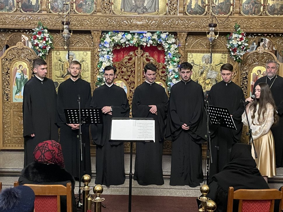 ,, Un Crăciun pentru fiecare” – Emoție și solidaritate într-un concert de neuitat la Fălticeni 6748