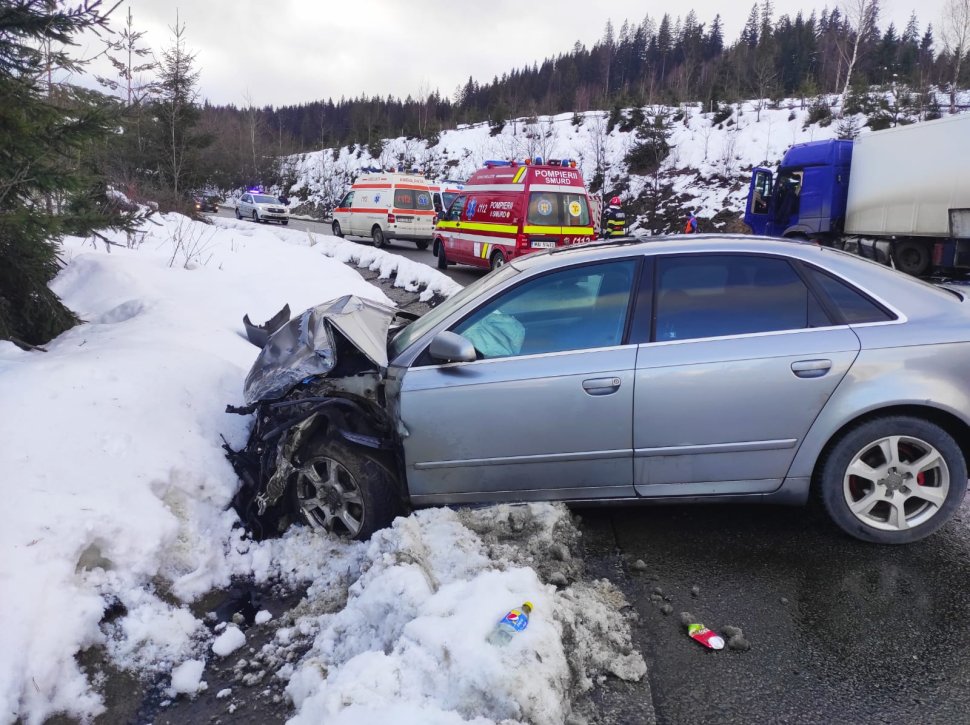 Accident grav în Pasul Mestecăniș 7085