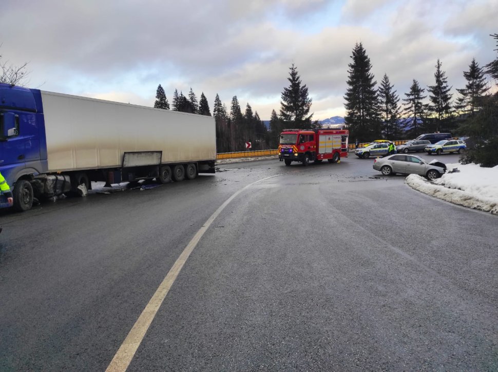 Accident grav în Pasul Mestecăniș 7086