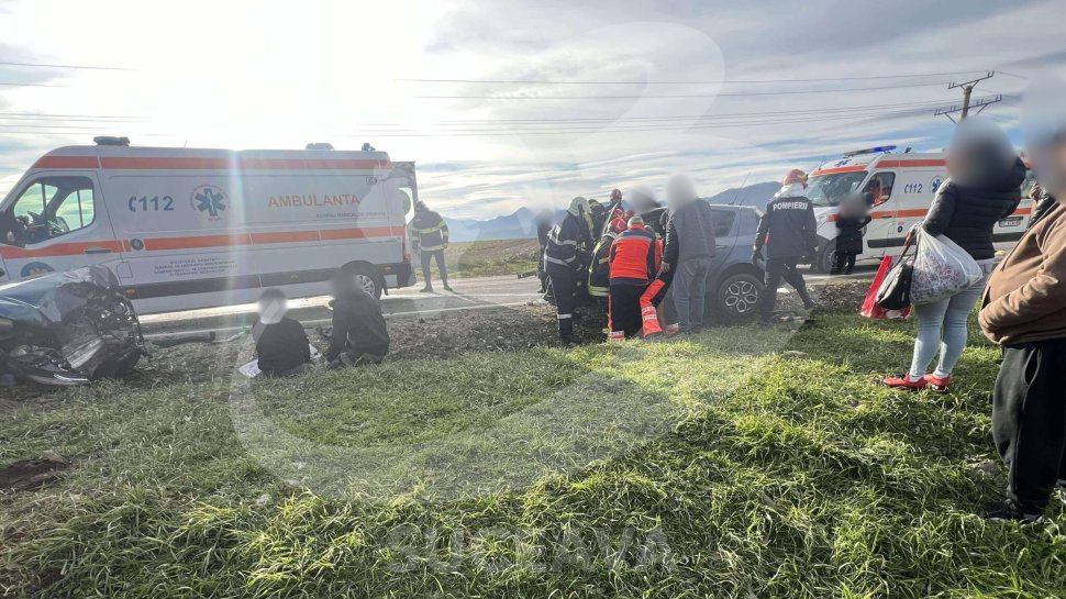 Impact frontal puternic între două mașini, la Piatra Neamț: șase victime, dintre care trei încarcerate între fiarele contorsionate 7073
