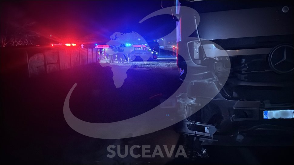 Șapte persoane au scăpat ca prin minune cu viață într-un grav accident rutier, implicând două autoturisme și un TIR, la Baia 7113