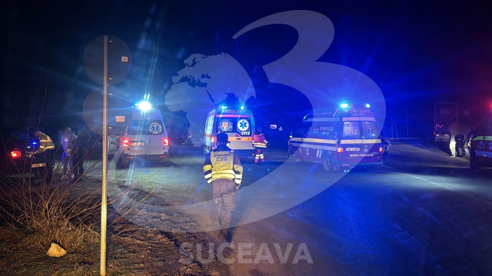 Șapte persoane au scăpat ca prin minune cu viață într-un grav accident rutier, implicând două autoturisme și un TIR, la Baia 7116