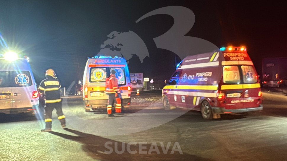 Șapte persoane au scăpat ca prin minune cu viață într-un grav accident rutier, implicând două autoturisme și un TIR, la Baia 7118
