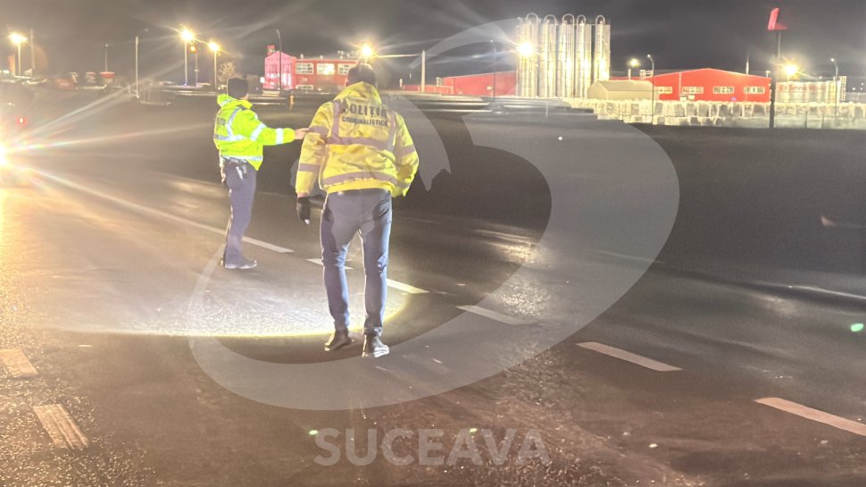 Șapte persoane au scăpat ca prin minune cu viață într-un grav accident rutier, implicând două autoturisme și un TIR, la Baia 7120