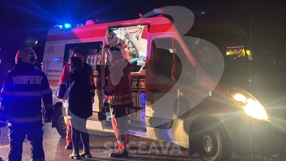 Șapte persoane au scăpat ca prin minune cu viață într-un grav accident rutier, implicând două autoturisme și un TIR, la Baia 7123
