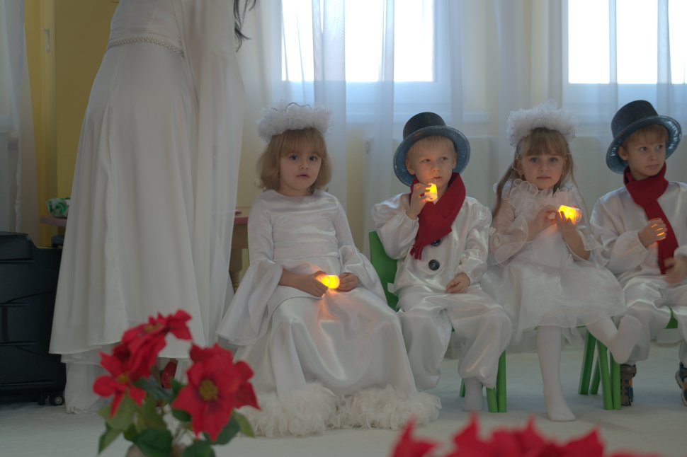 Licuricii Crăciunului au strălucit la Grădinița Seminarului Teologic Liceal Ortodox „Mitropolitul Dosoftei” Suceava  7187