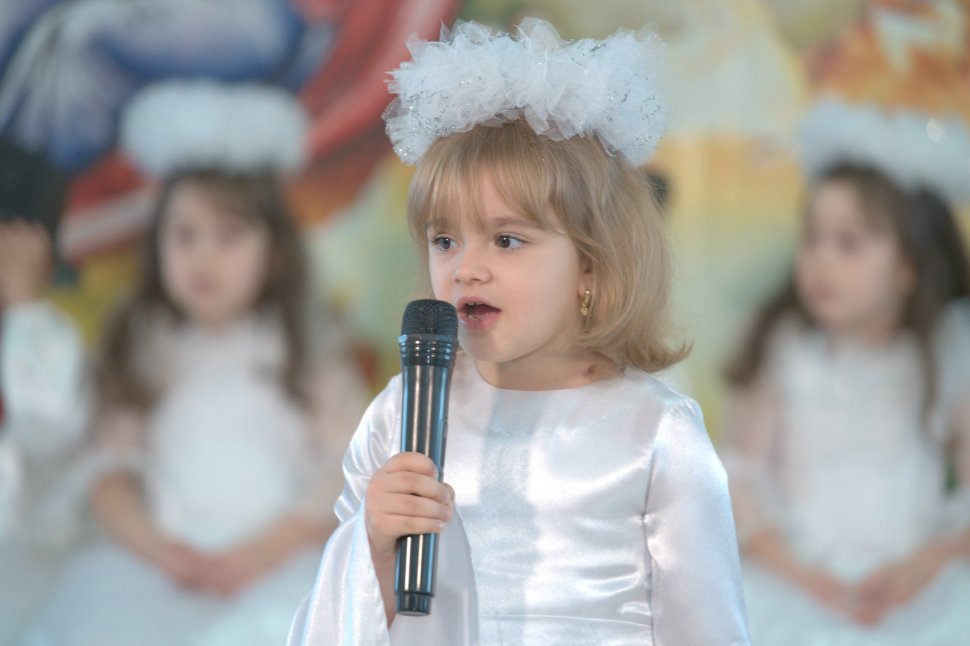 Licuricii Crăciunului au strălucit la Grădinița Seminarului Teologic Liceal Ortodox „Mitropolitul Dosoftei” Suceava  7195