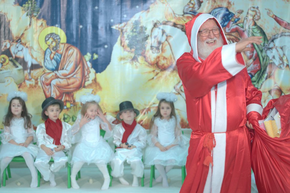 Licuricii Crăciunului au strălucit la Grădinița Seminarului Teologic Liceal Ortodox „Mitropolitul Dosoftei” Suceava  7217