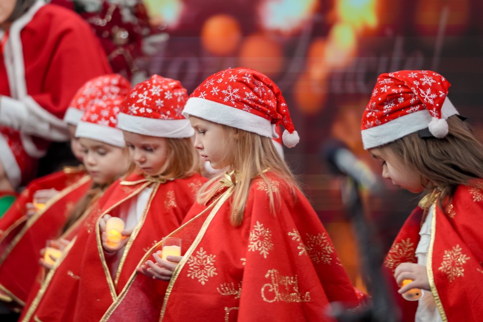 Licuricii de la Grădinița Seminarului Teologic Liceal Ortodox „Mitropolitul Dosoftei” Suceava au ajuns în platoul Antena 3 Suceava 7281