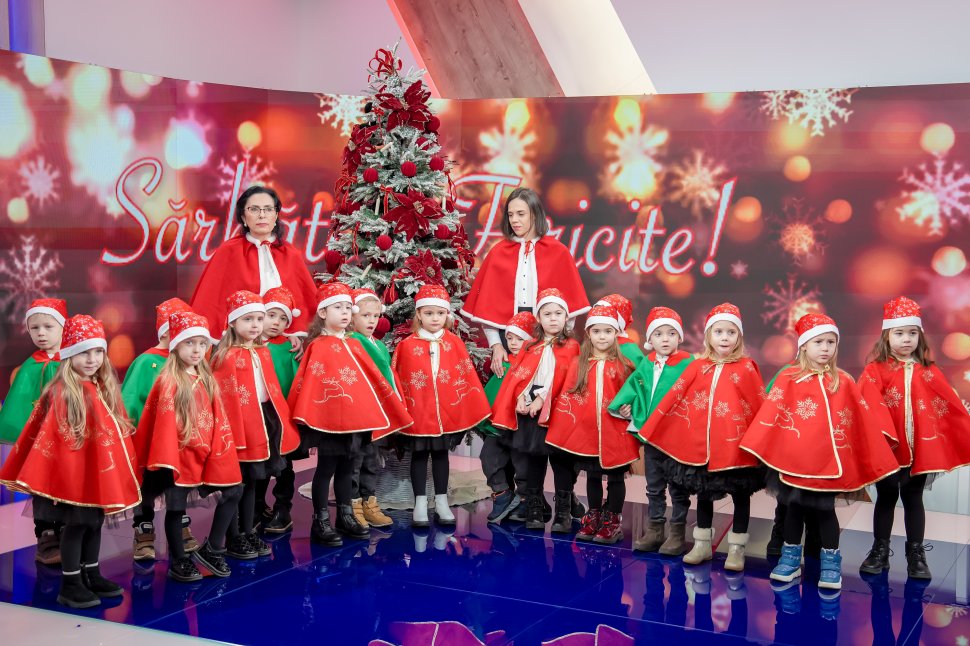 Licuricii de la Grădinița Seminarului Teologic Liceal Ortodox „Mitropolitul Dosoftei” Suceava au ajuns în platoul Antena 3 Suceava 7286