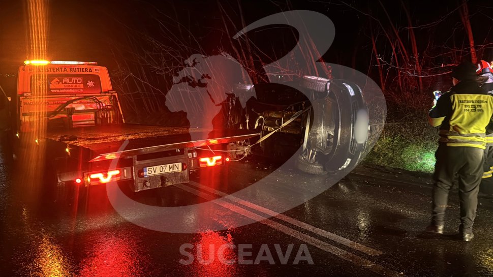 Un bărbat și băiatul său au scăpat ca prin minune teferi într-un accident pe DN2E, în Rădășeni 7317