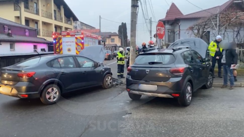 Accident grav într-o intersecție de pe strada 1 Mai din Fălticeni 7374