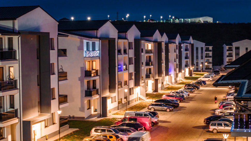 Moș Crăciun a poposit în cartierul „La Pădurea de Stejari”, aducând bucurie și cadouri 7352