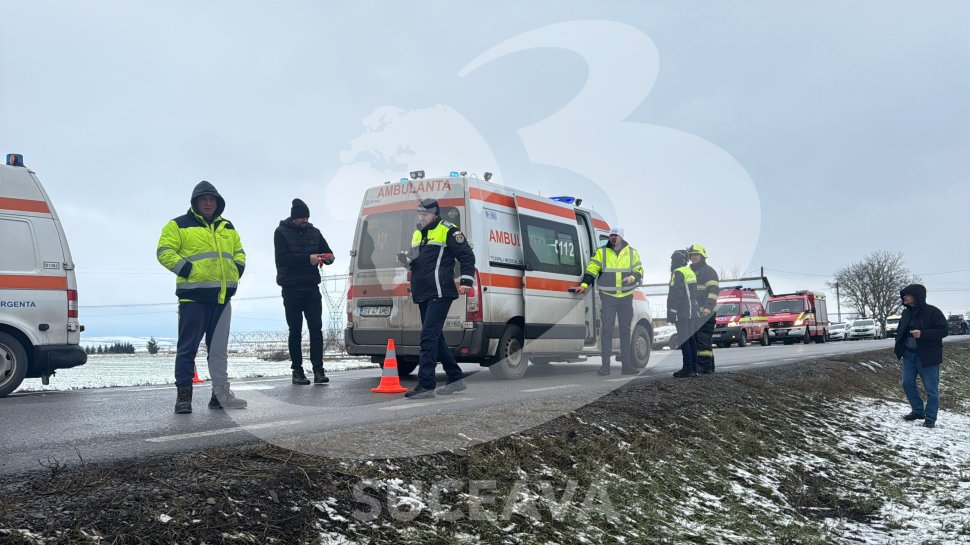 Impact fatal pe E85: Autoturism și cisternă implicate într-un impact violent la Roșiori 7382
