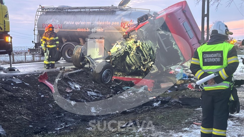 Impact fatal pe E85: Autoturism și cisternă implicate într-un impact violent la Roșiori 7384
