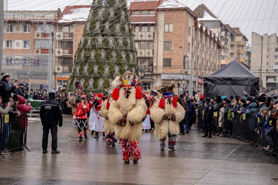Festivalul Internațional „Obiceiuri de iarnă”, readuce magia tradițiilor în Suceava 7392