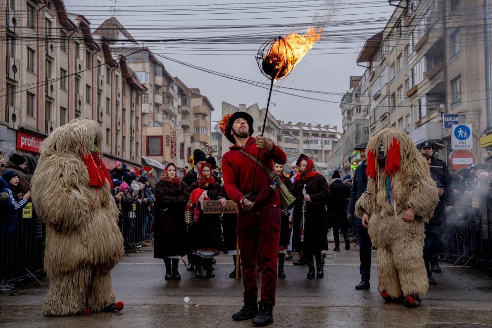 Festivalul Internațional „Obiceiuri de iarnă”, readuce magia tradițiilor în Suceava 7412