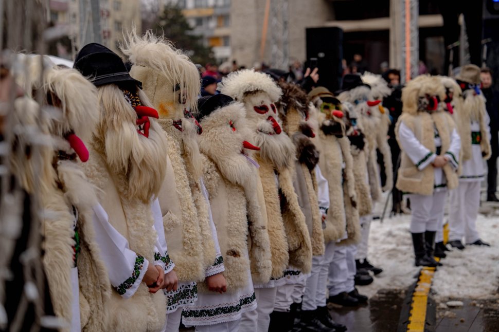 Festivalul Internațional „Obiceiuri de iarnă”, readuce magia tradițiilor în Suceava 7414