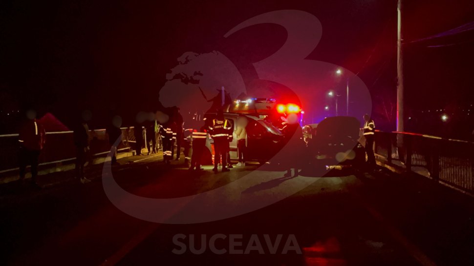 Impact puternic în miez de noapte la Boroaia: două autoturisme s-au ciocnit violent pe fondul carosabilului umed 7556