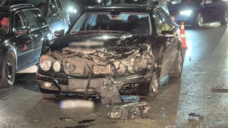 Viteza și neatenția, cauze ale unui accident spectaculos în Suceava 7599