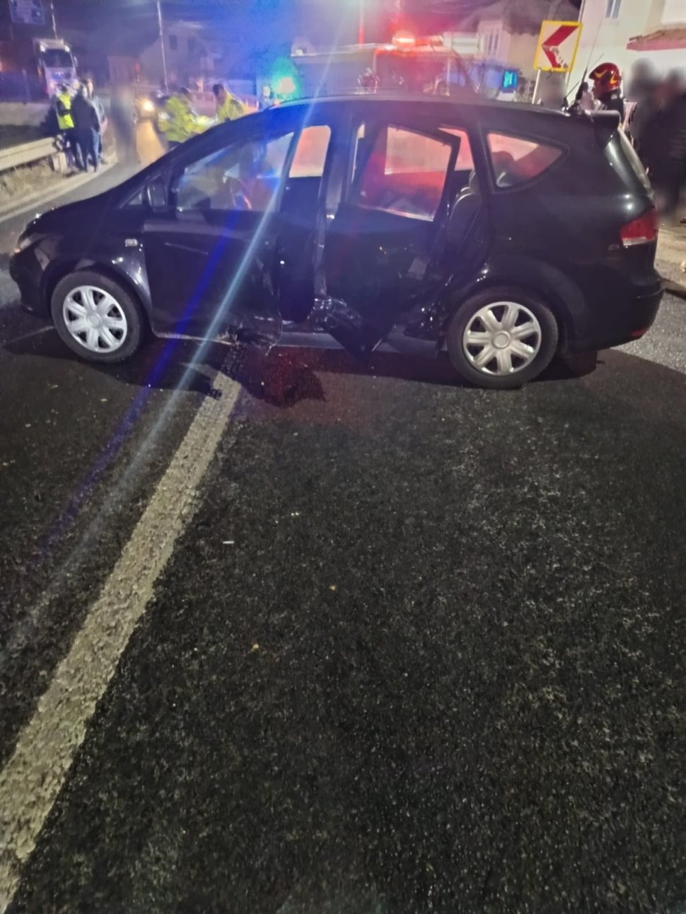 Șapte victime într-un accident rutier, la Vama 7762