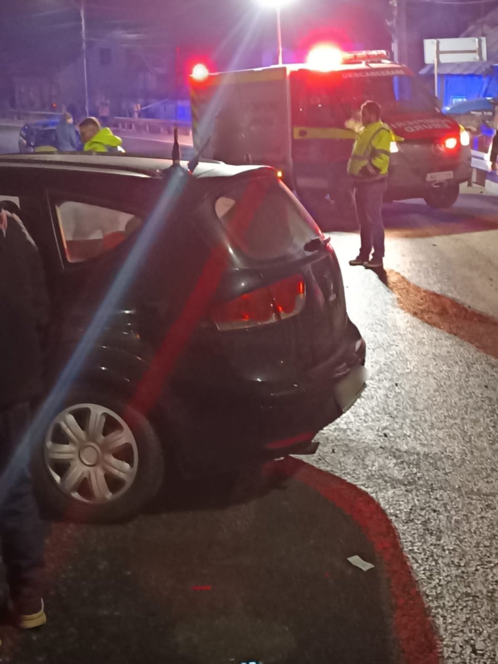 Șapte victime într-un accident rutier, la Vama 7763