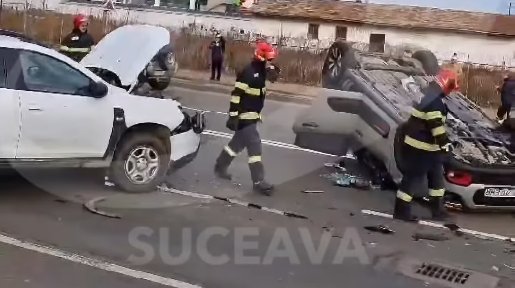 Accident între o autospecială a Poliției și un autoturism, la Piatra-Neamț 7798