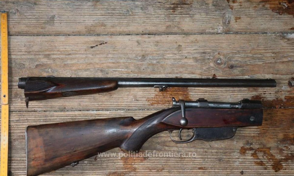 Polițiștii de frontieră, pe urmele traficanților de arme 7815