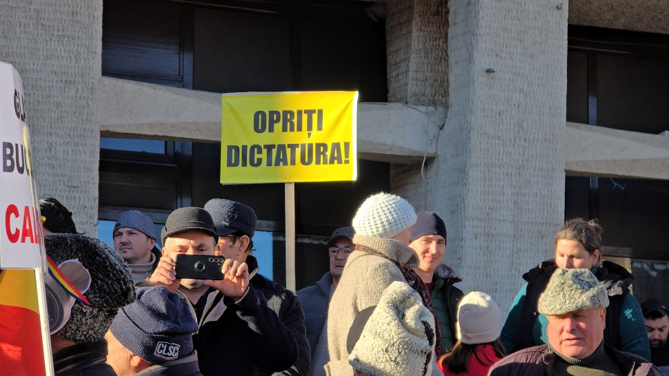 Protest AUR la Suceava cu peste 1.000 de oameni în stradă 7823